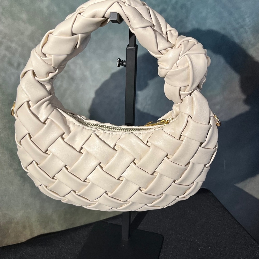 Urban Expressions Cream Woven Knot Handle Shoulder Bag Gold Chain Crossbody - Picture 4 of 12